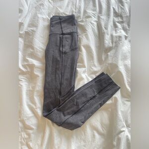 Lululemon leggings size 2 with pockets